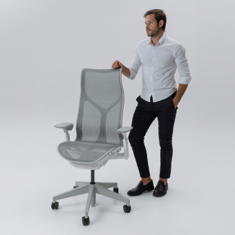 Кресло Herman Miller Cosm
