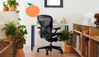 Кресло Herman Miller Aeron Graphite, размер A