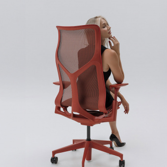 Кресло Herman Miller Cosm