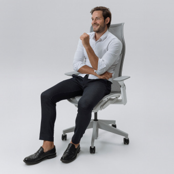 Кресло Herman Miller Cosm